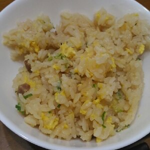 バターと鶏ガラスープの素で作る炒飯 レシピ 作り方 By こたなれ 楽天レシピ バターと鶏ガラスープの素で作る炒飯 レシピ 作り方 By こたなれ 楽天レシピ